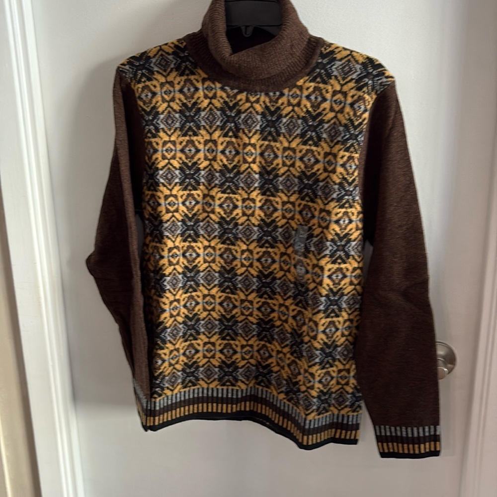 J.W Anderson x Uniqlo sweater brand new utterly neck size M